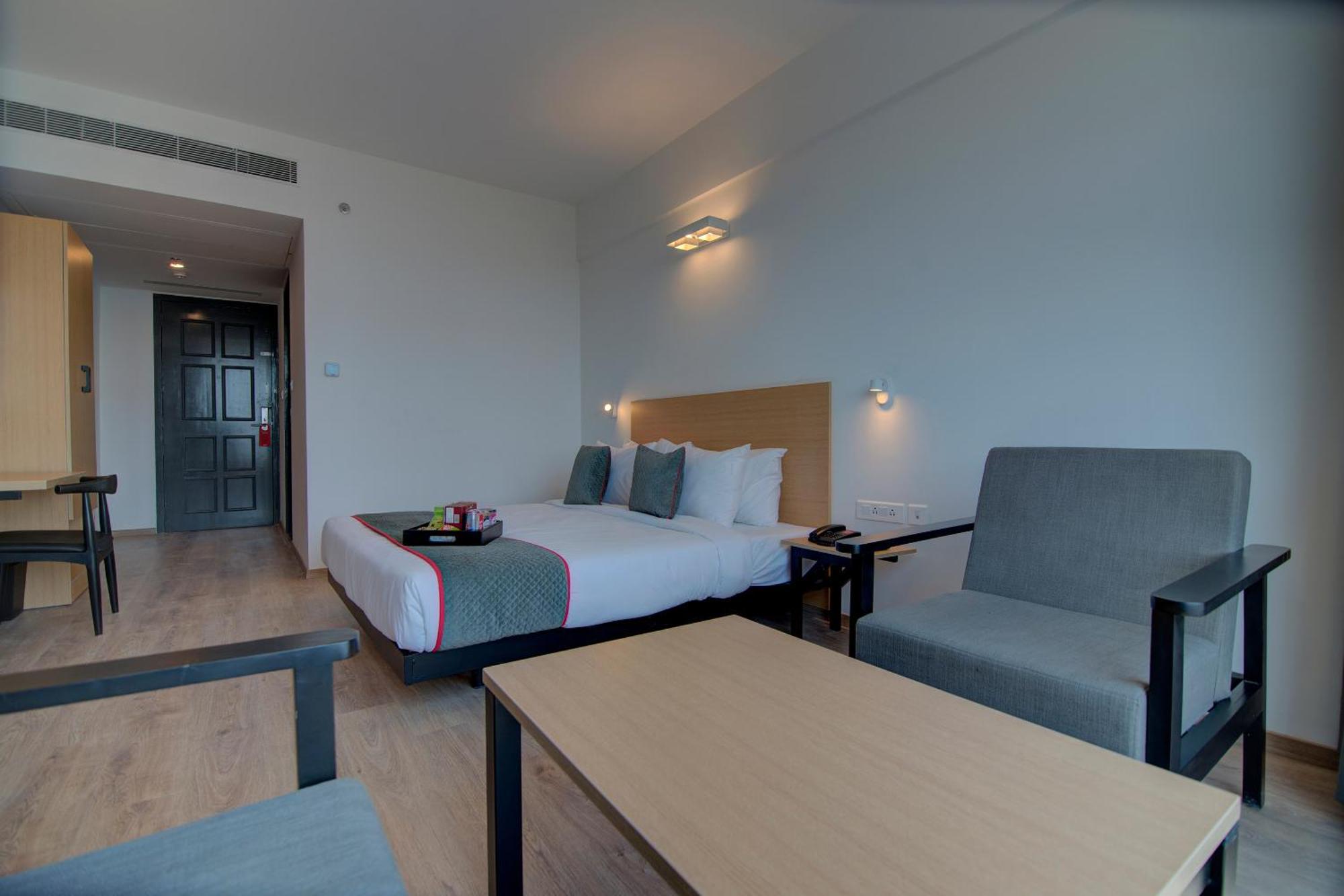 De Pacific Suite Near Delhi Airport Nowe Delhi Zewnętrze zdjęcie