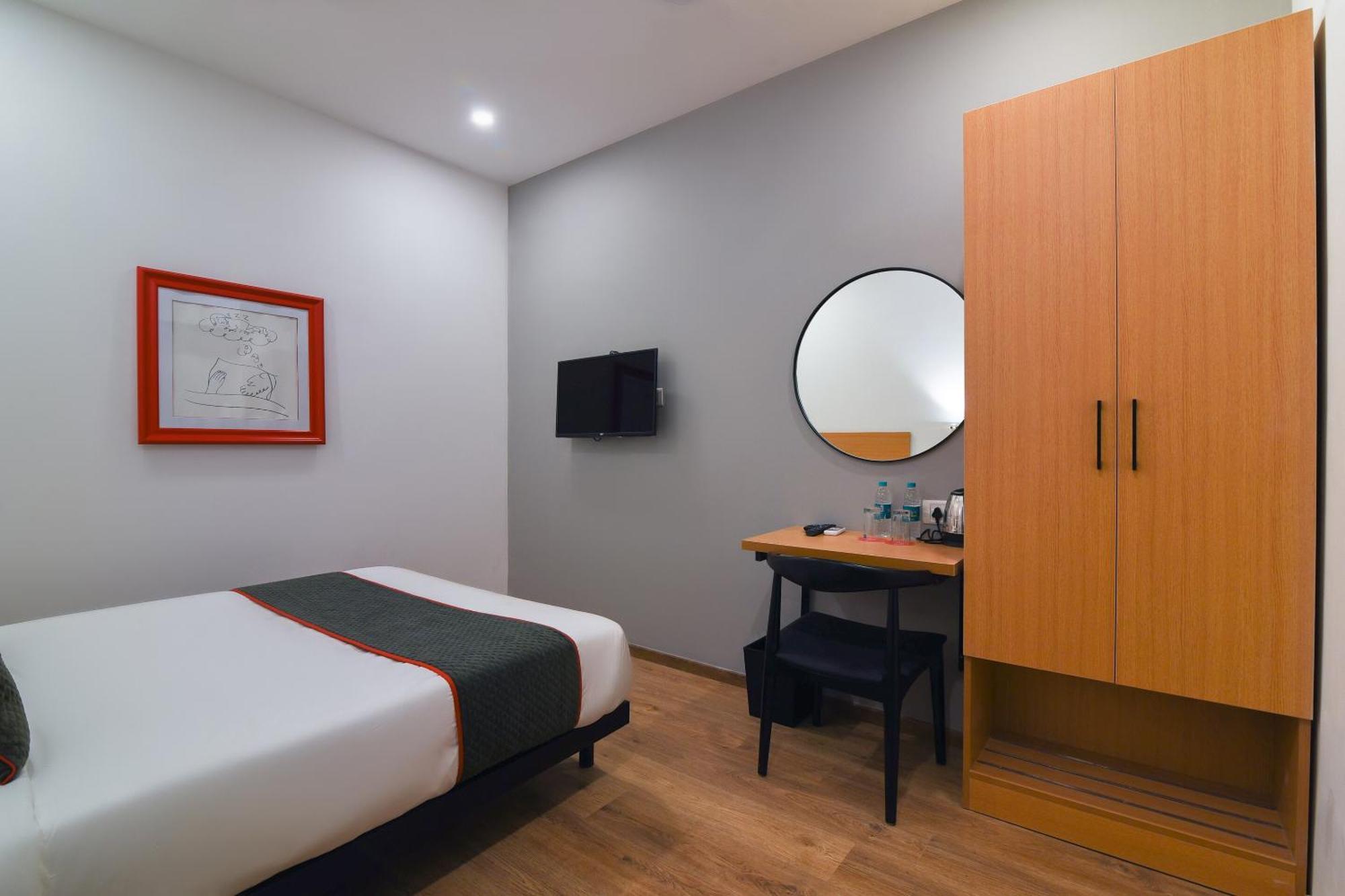 De Pacific Suite Near Delhi Airport Nowe Delhi Zewnętrze zdjęcie